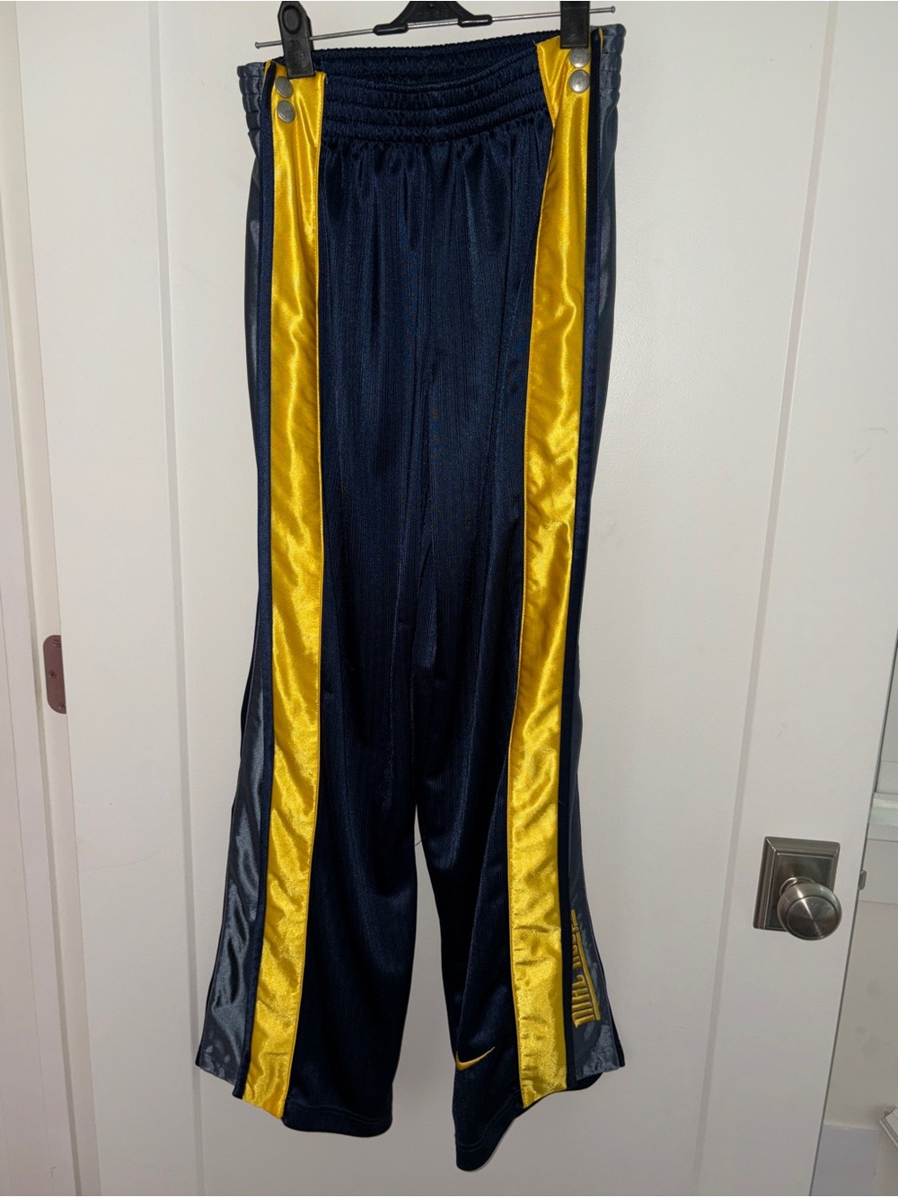 boy's NWOT vintage Nike Hoops break-away basketball pants sz XL 18-20